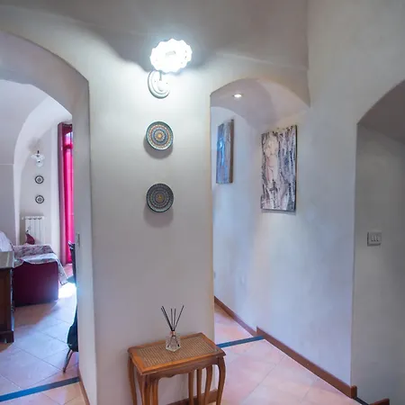 Casa Di Lella 1-bed Balcony & Old Town - Happy سانريمو